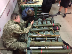 КК УНСО Буковини провела виставку зброї 1