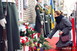 У Києві відкрили пам'ятник білорусам, які загинули за волю України 17