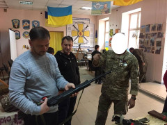 КК УНСО Буковини провела виставку зброї 3