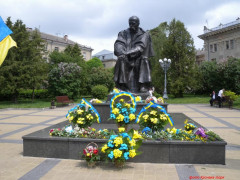 Тернополяни відзначають День перепоховання Тараса Шевченка